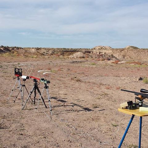 Comprobando munición de rifle con cronógrafos de tiro